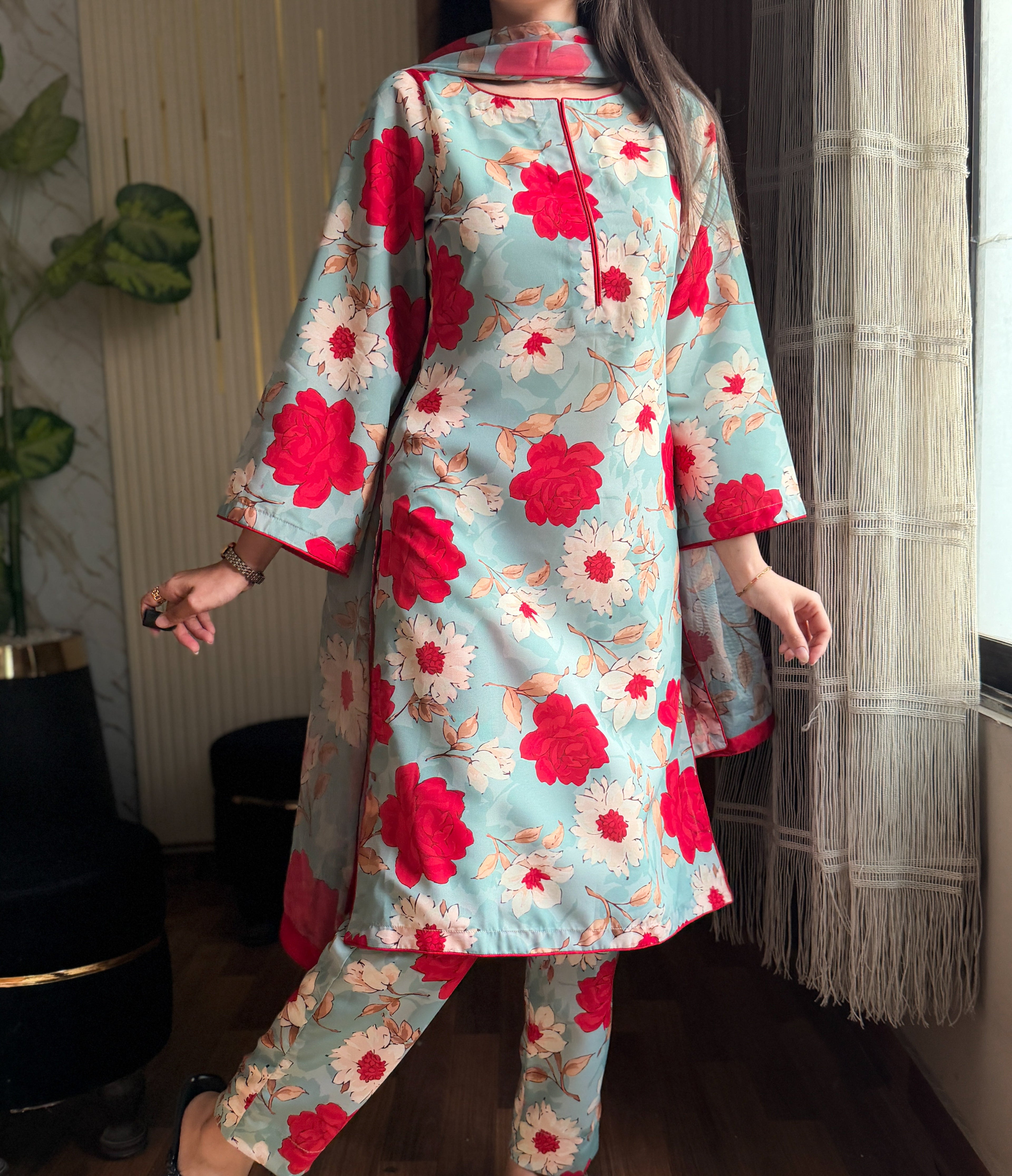DIGITAL PRINTED SWISS LAWN 3pcs (RED FLORAL)