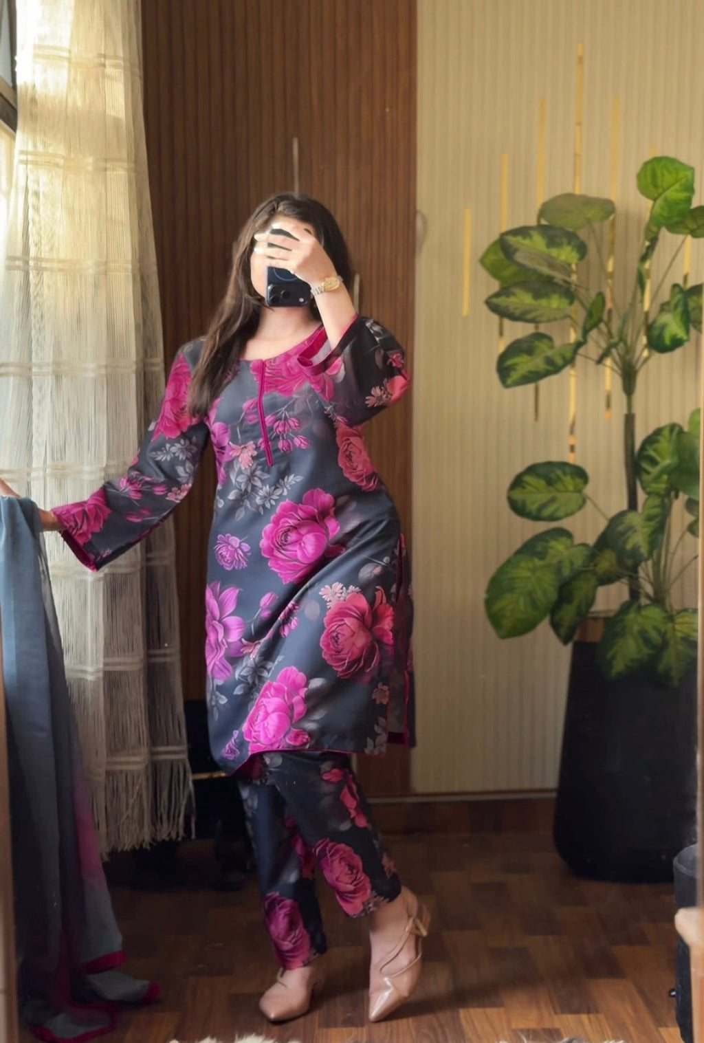 DIGITAL PRINTED SWISS LAWN 3pcs (IZNIK)