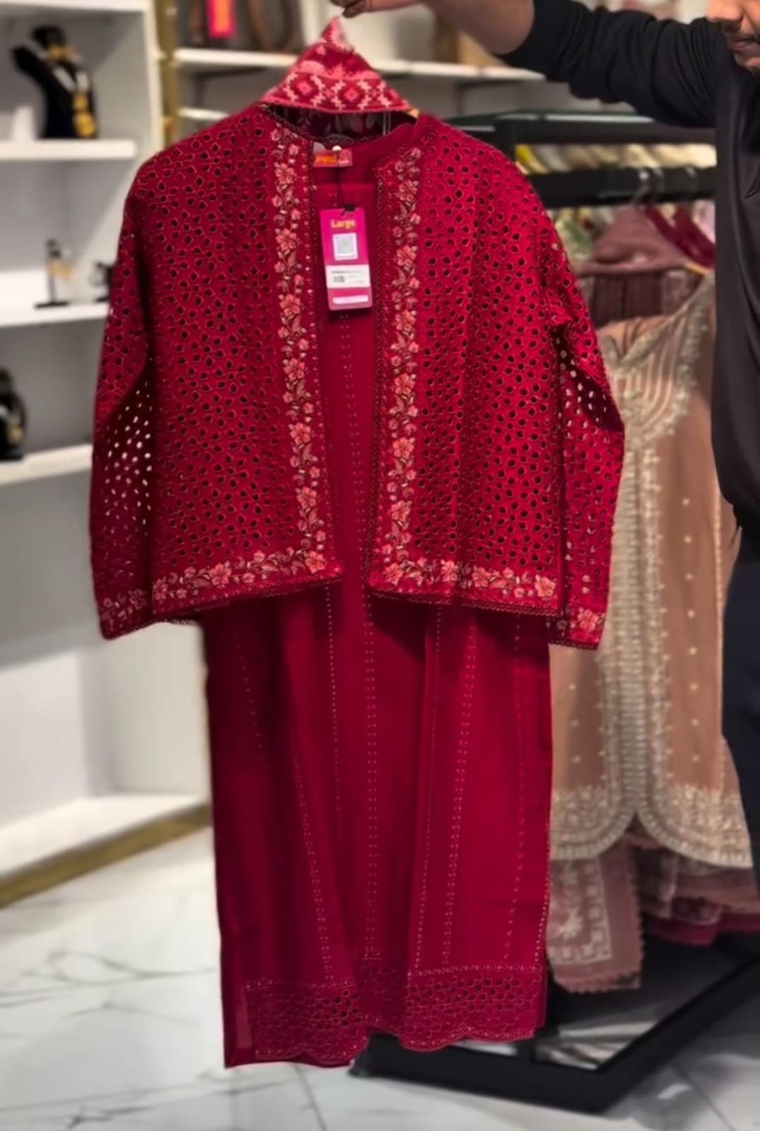Beautiful Women Embroidery 4pcs Suit For Women✨