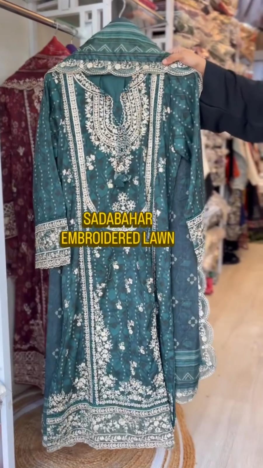 Elegant Spring Embroidered 3PC Suit 💫