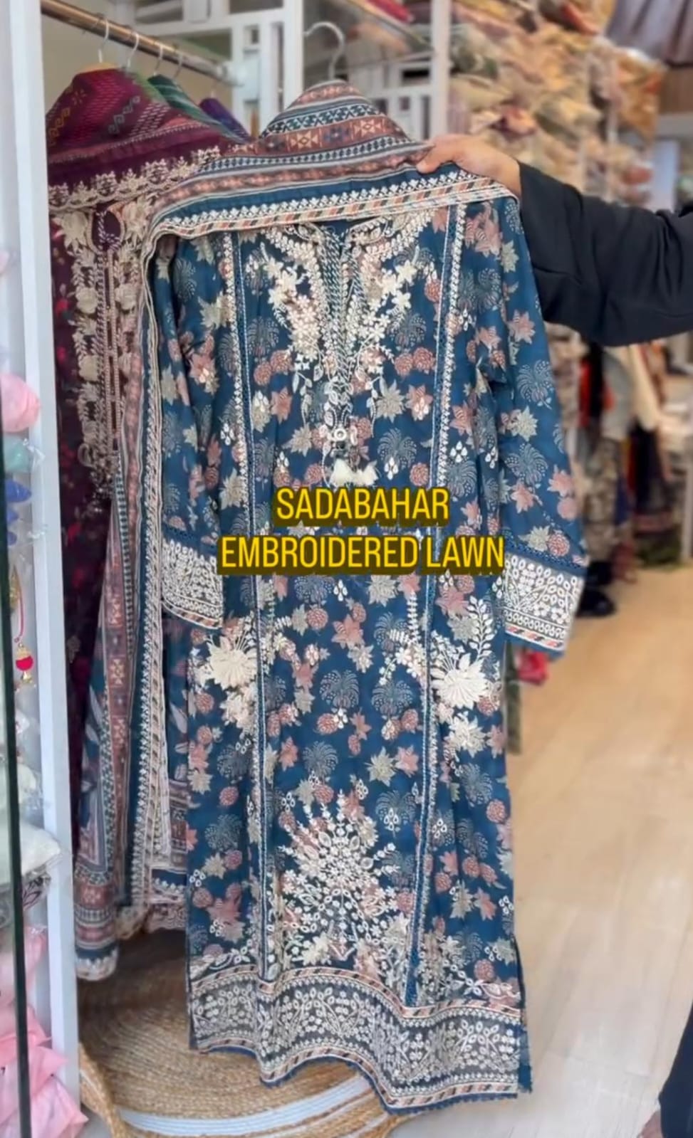 Elegant Spring Embroidered 3PC Suit 💫